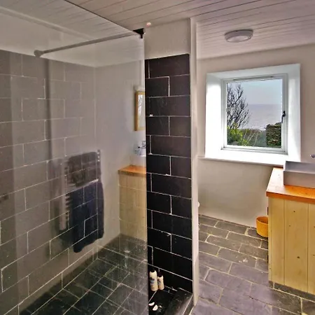 4 Bed In Rosscarbery Oc-i508 Cregg